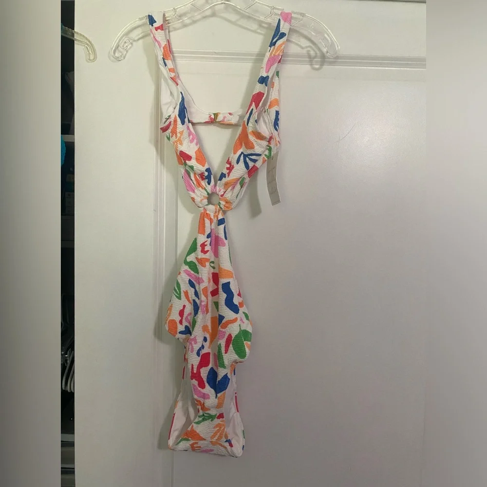Show Me Your Mumu Cove Cut Out Swim Scrunch - Picture 4 of 4